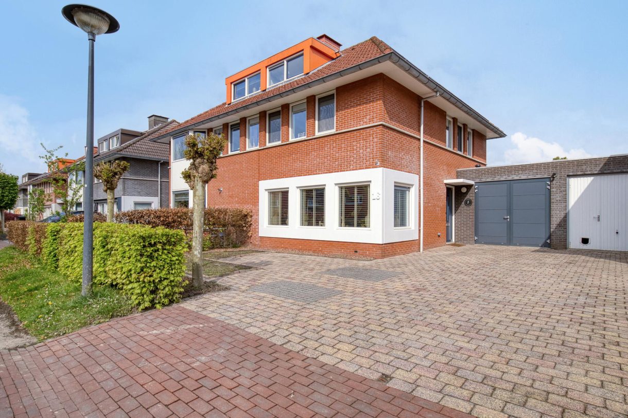 Te koop: Foto Woonhuis aan de Steenhuislaan 16 in Leek