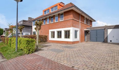 Hoofdfoto van Leek Steenhuislaan 16