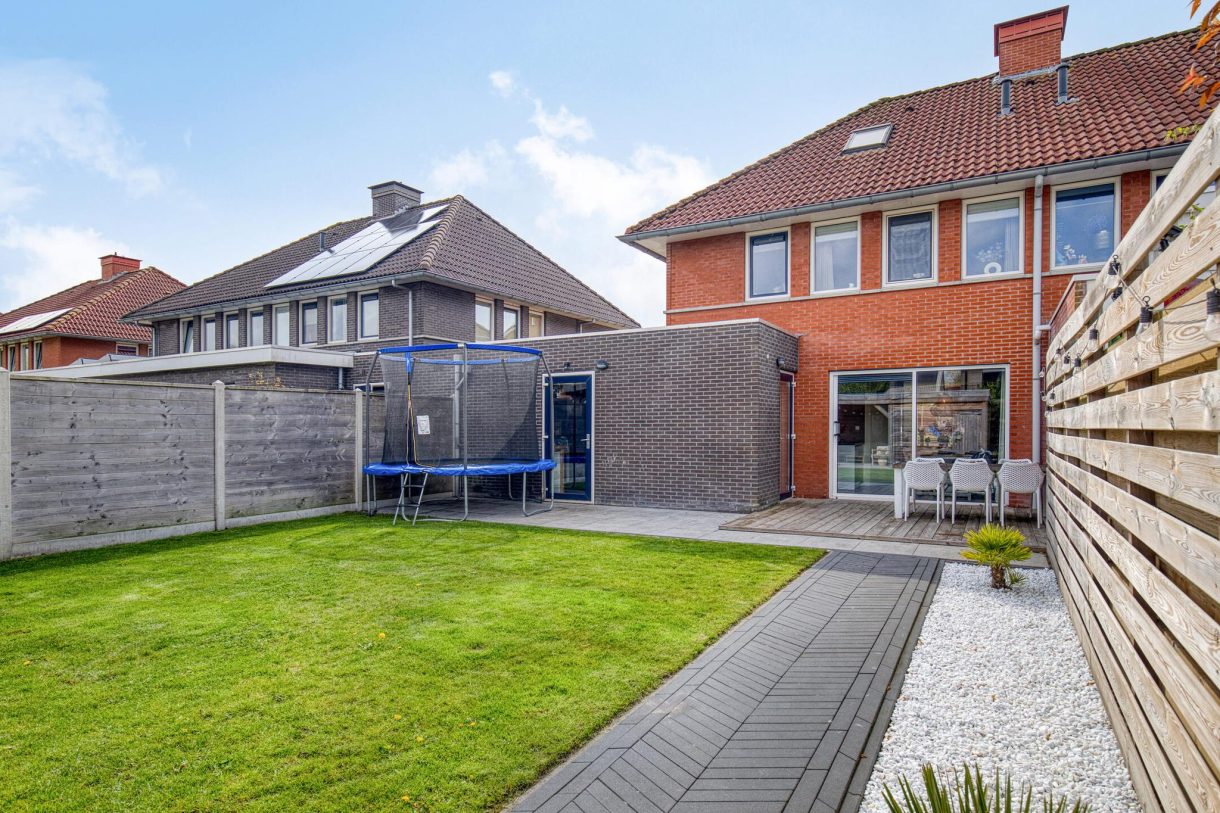 Te koop: Foto Woonhuis aan de Steenhuislaan 16 in Leek