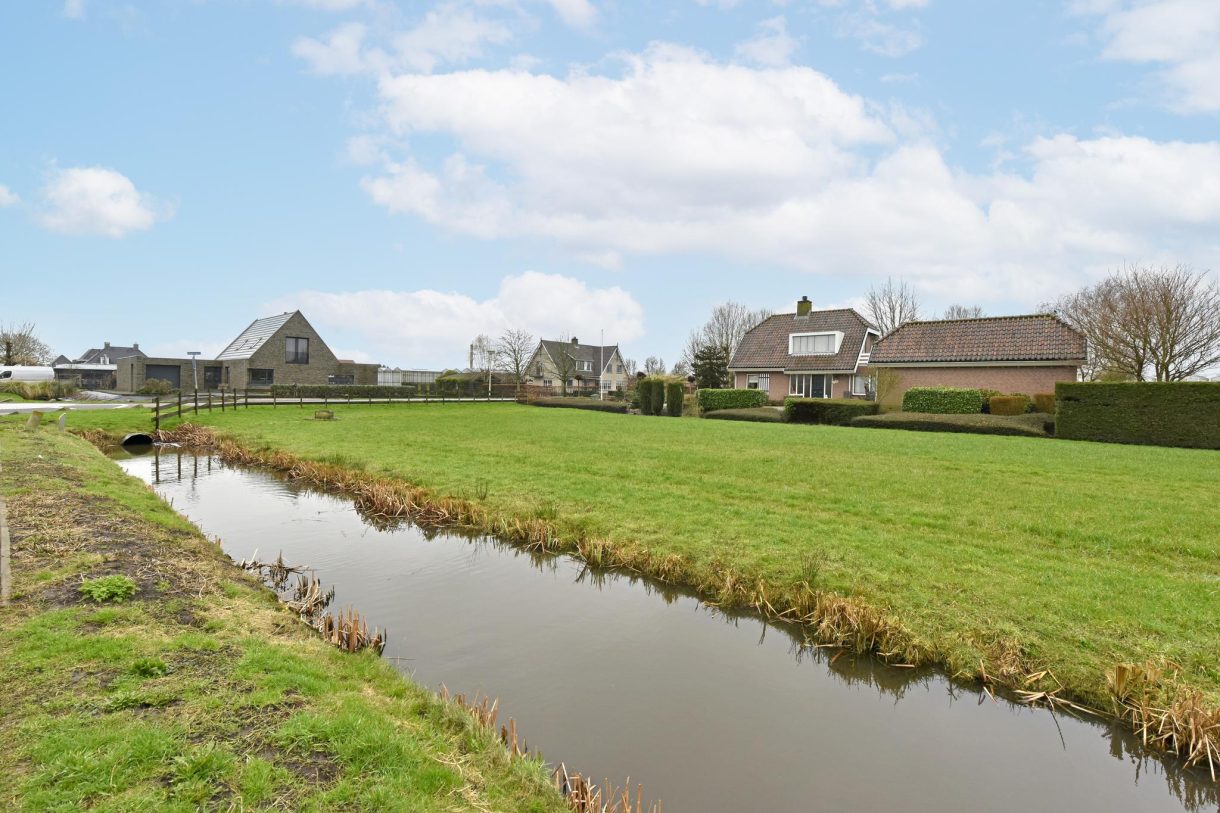 Te koop: Foto Woonhuis aan de Anjerstraat 53 in Ter Aar