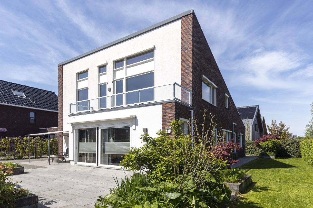 Te koop: Foto Woonhuis aan de De Vuurjuffer 11 in Eelderwolde