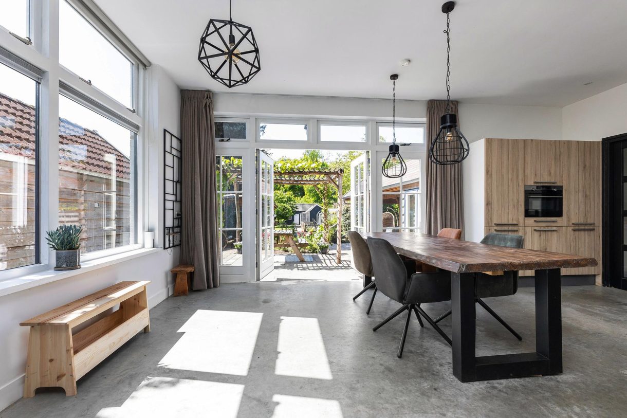 Te koop: Foto Woonhuis aan de Zuiderzeestraatweg 477 in Wezep