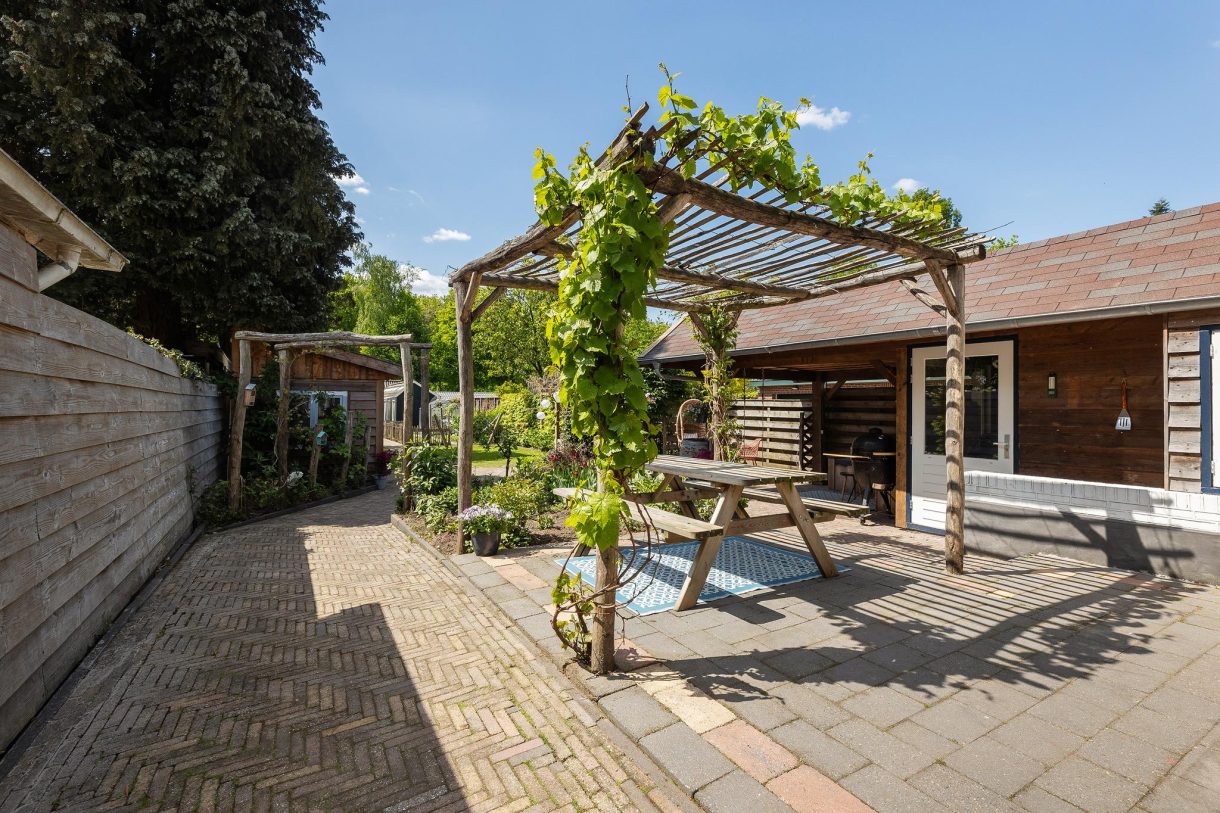 Te koop: Foto Woonhuis aan de Zuiderzeestraatweg 477 in Wezep