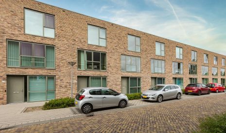 Te koop: Foto Woonhuis aan de Sneeuwbalstraat 55 in Vlaardingen