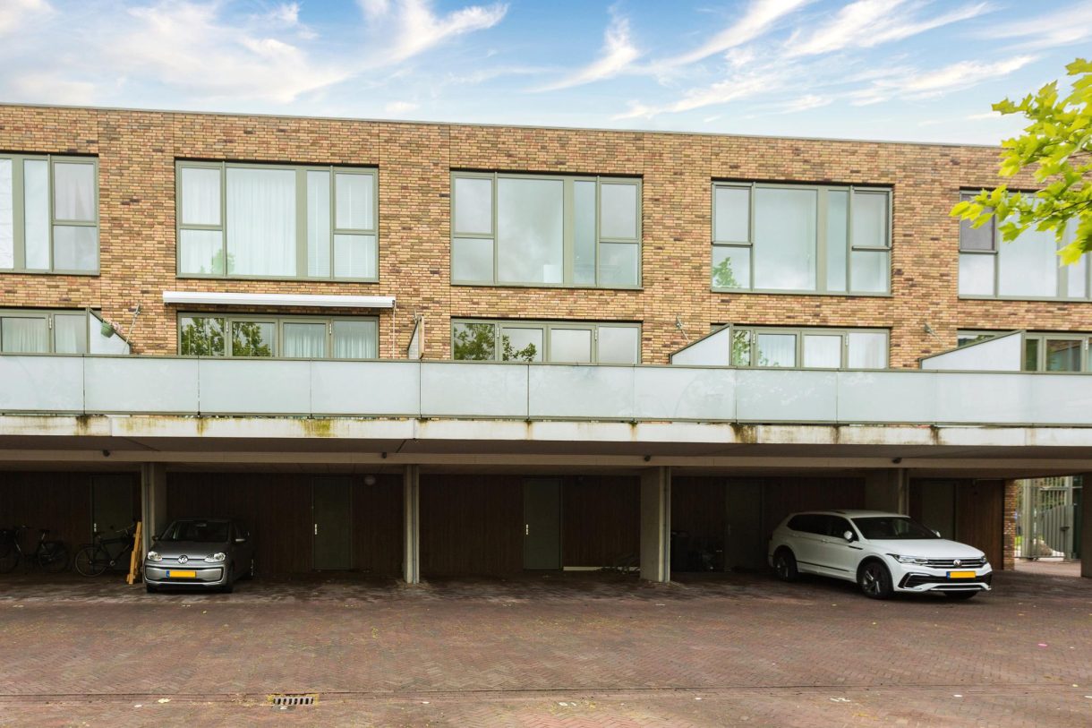 Te koop: Foto Woonhuis aan de Sneeuwbalstraat 55 in Vlaardingen