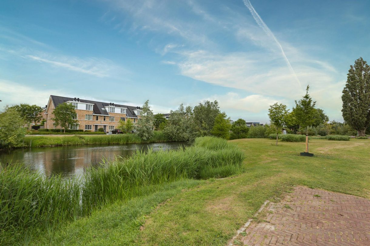 Te koop: Foto Woonhuis aan de Sneeuwbalstraat 55 in Vlaardingen