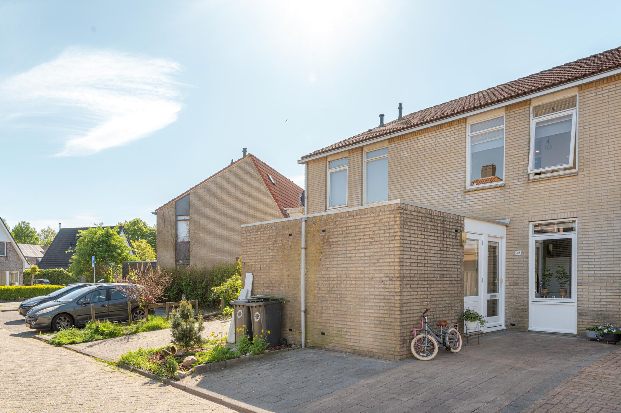 koop  Drachten  Hanebalken 258 – Foto