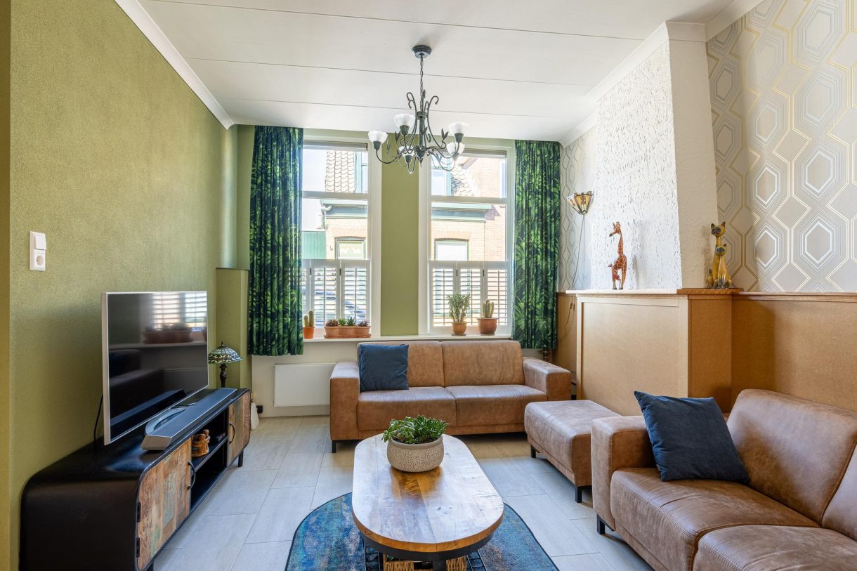 Te koop: Foto Woonhuis aan de Maasstraat 54 in Vlaardingen