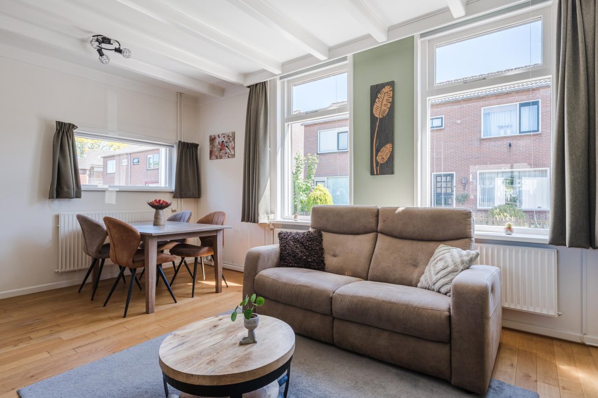 Te koop: Foto Woonhuis aan de Hoge Rijndijk 60 in Nieuwerbrug aan den Rijn