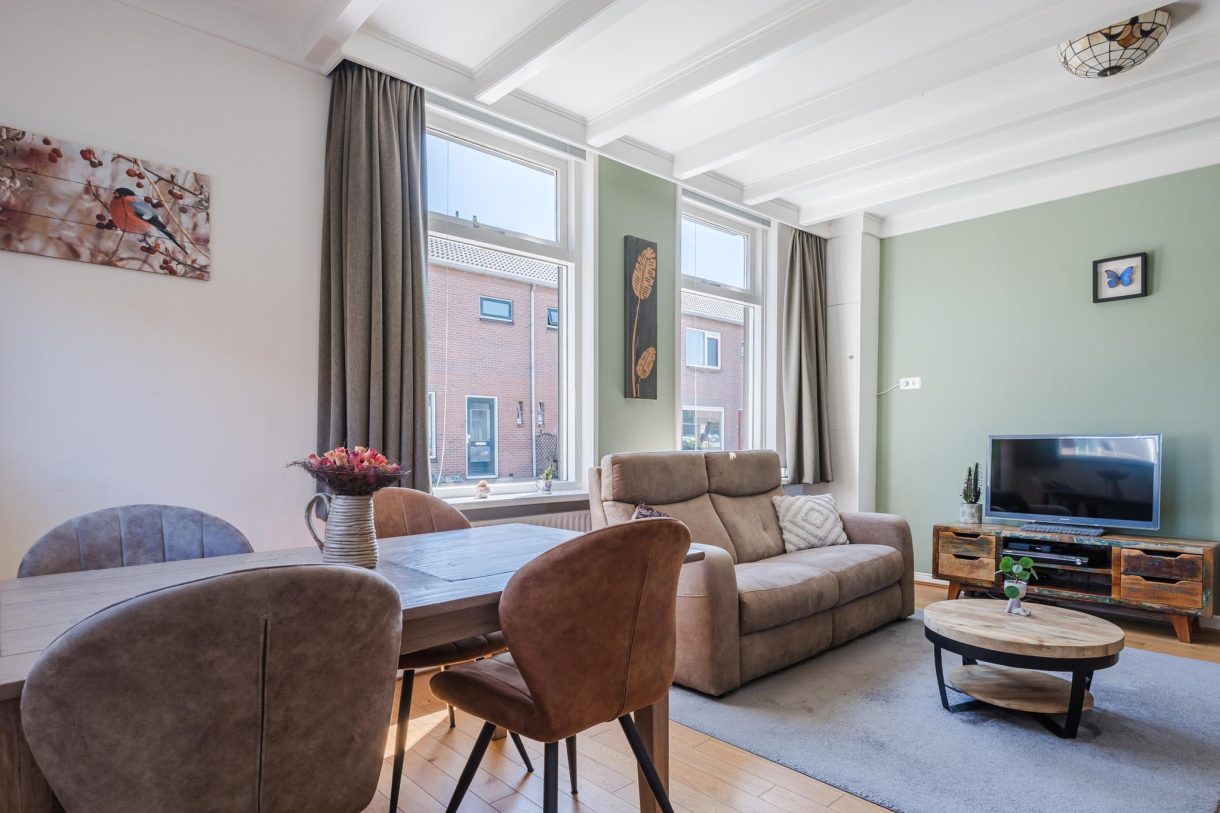 Te koop: Foto Woonhuis aan de Hoge Rijndijk 60 in Nieuwerbrug aan den Rijn