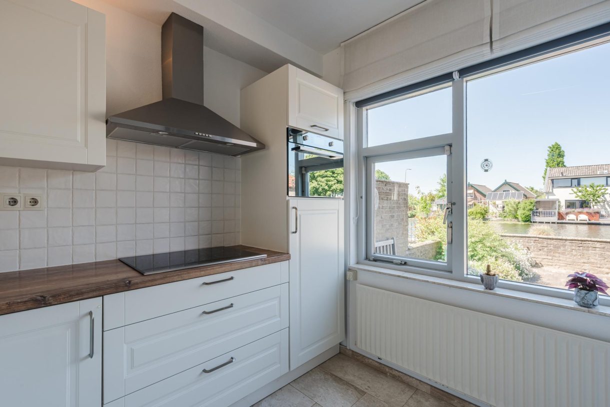 Te koop: Foto Woonhuis aan de Hoge Rijndijk 60 in Nieuwerbrug aan den Rijn