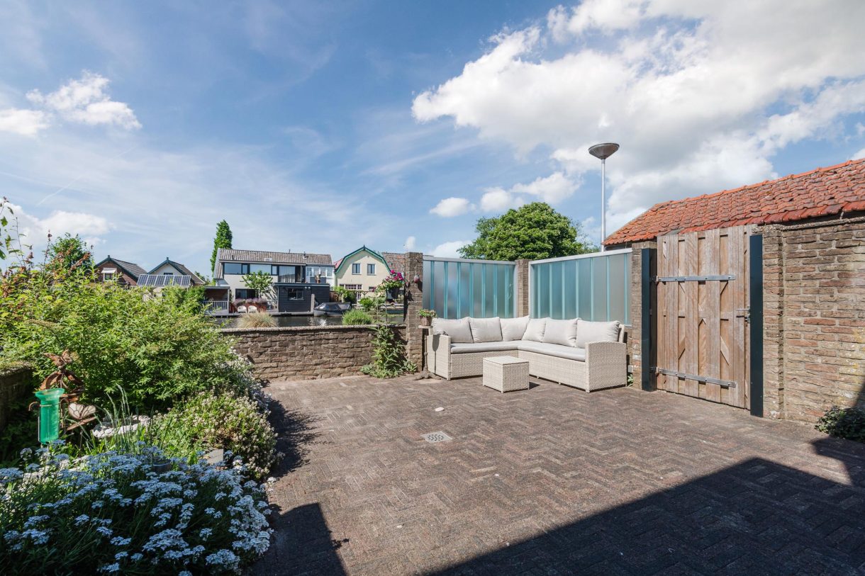 Te koop: Foto Woonhuis aan de Hoge Rijndijk 60 in Nieuwerbrug aan den Rijn