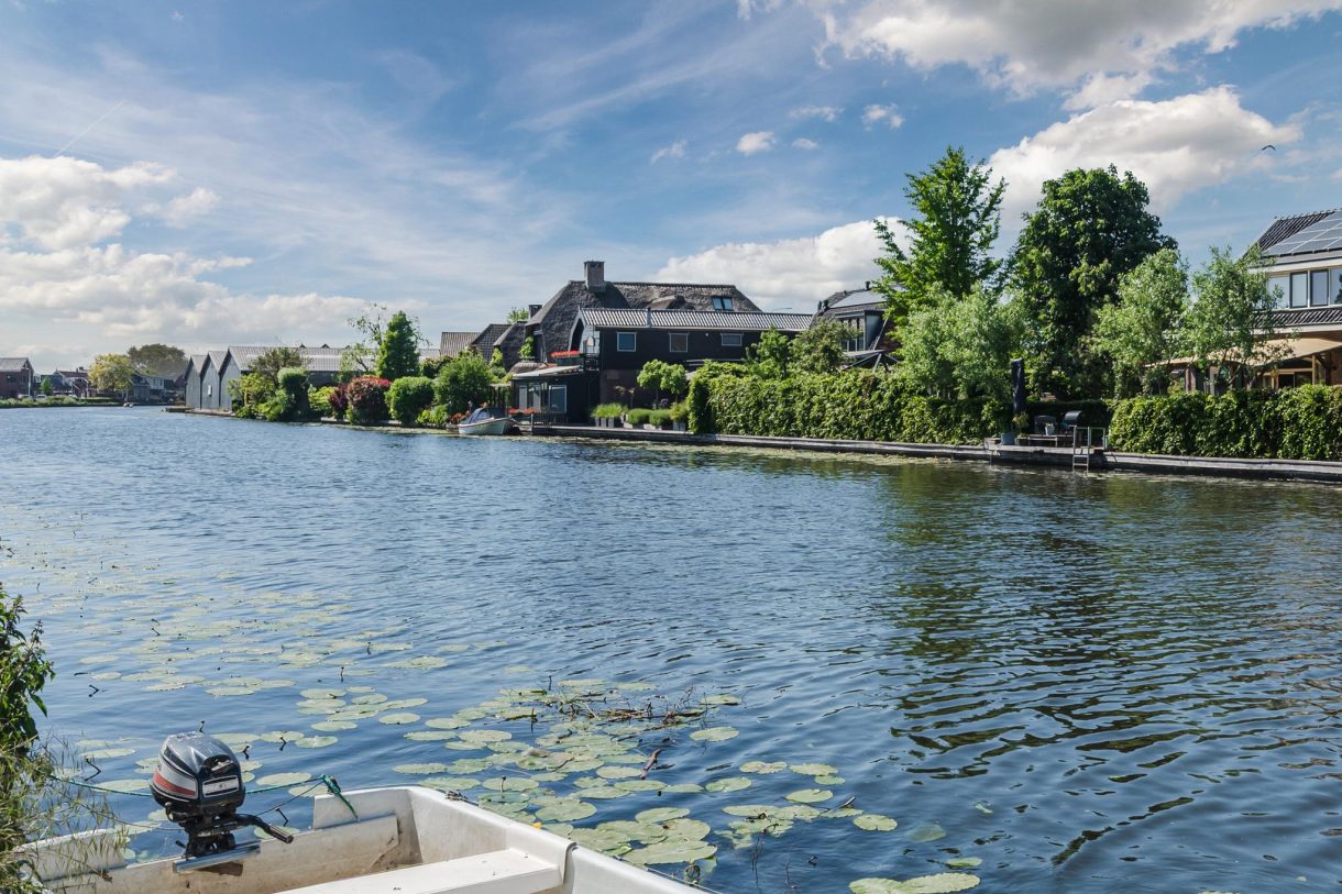 Te koop: Foto Woonhuis aan de Hoge Rijndijk 60 in Nieuwerbrug aan den Rijn