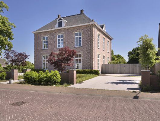 Hoofdfoto van Beugen Kerkplein 5