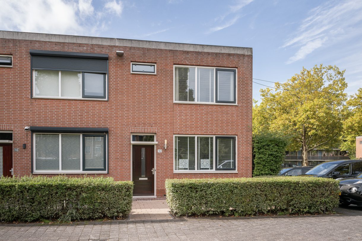Te koop: Foto Woonhuis aan de Abraham Maatstraat 32 in Vlaardingen