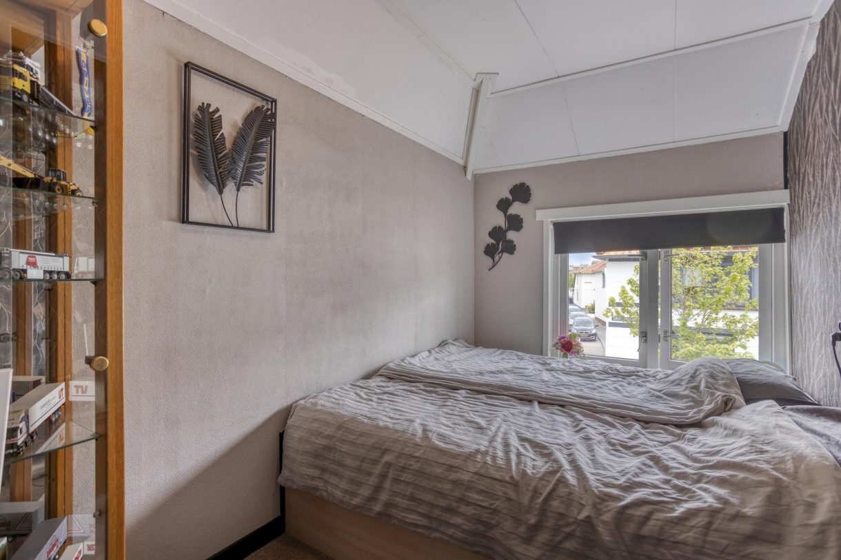 Te koop: Foto Woonhuis aan de Grijpensteinstraat 45 in Alphen aan den Rijn