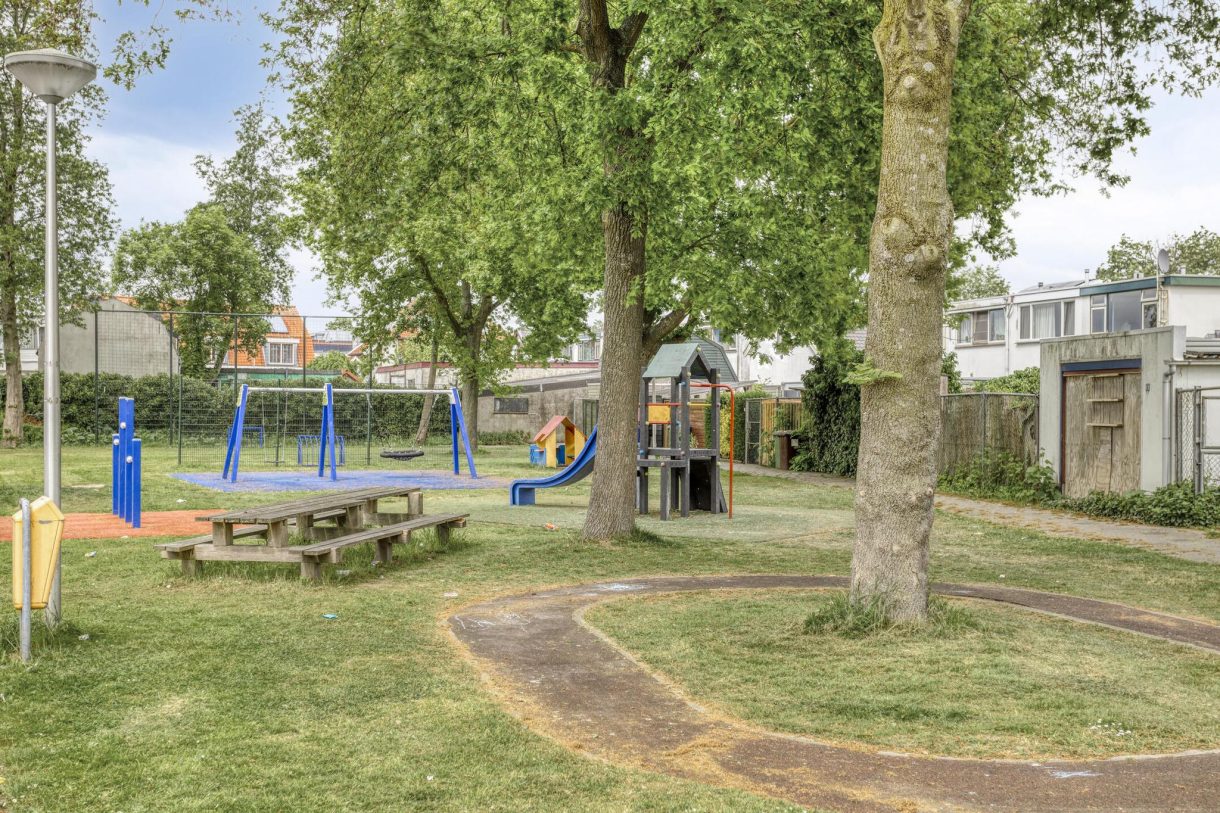 Te koop: Foto Woonhuis aan de Grijpensteinstraat 45 in Alphen aan den Rijn