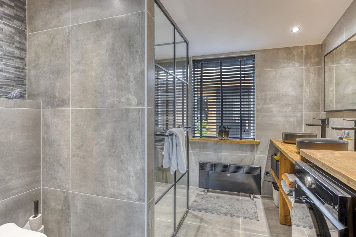 Te koop: Foto Woonhuis aan de Grijpensteinstraat 45 in Alphen aan den Rijn