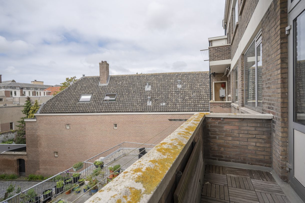 Te koop: Foto Appartement aan de Varkenmarkt 25 in 's-Gravenhage