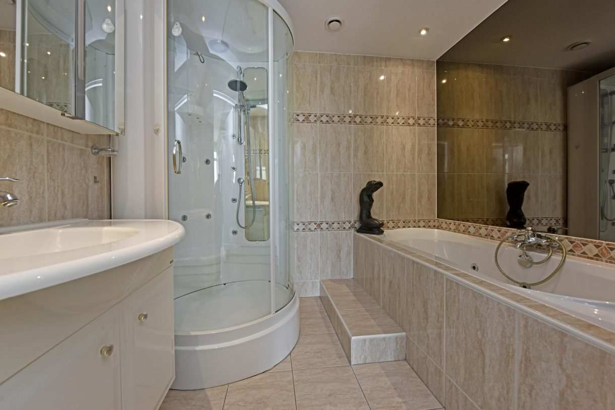 Te koop: Foto Woonhuis aan de Korte Meentweg 17C in Woerdense Verlaat