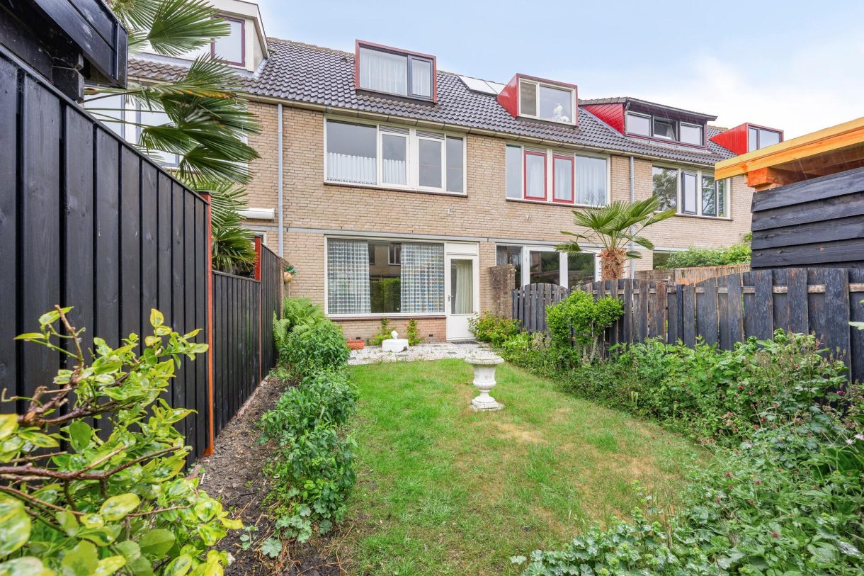 Te koop: Foto Woonhuis aan de Cornelis Kempenaarlaan 43 in Woubrugge