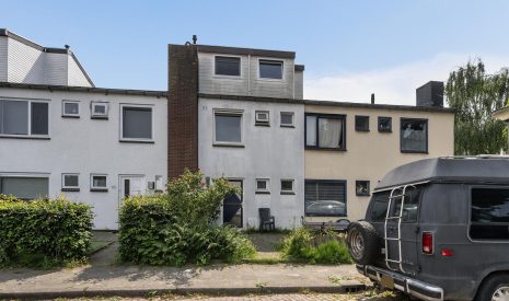 koop  Vlaardingen  Menadostraat 13 – Hoofdfoto