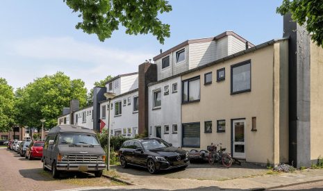 Te koop: Foto Woonhuis aan de Menadostraat 13 in Vlaardingen