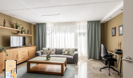 Te koop: Foto Woonhuis aan de Samuel Esmeijerstraat 241 in Vlaardingen