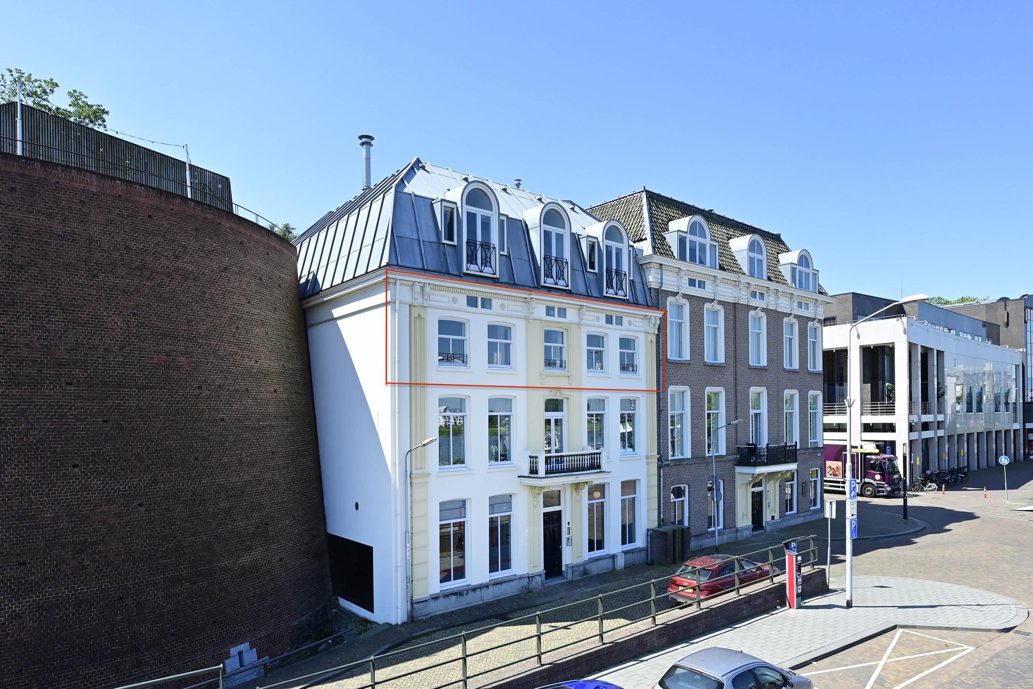 koop  Nijmegen  Waalkade 81 – Hoofdfoto