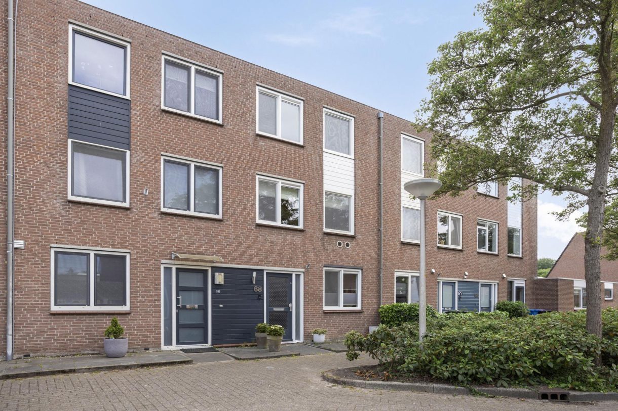 Te koop: Foto Woonhuis aan de Tarthorst 68 in Alphen aan den Rijn