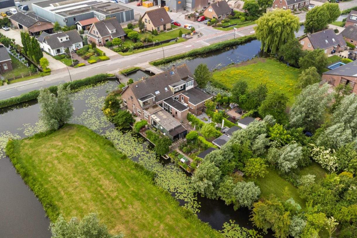 Te koop: Foto Woonhuis aan de Hoofdweg 122 in Zegveld