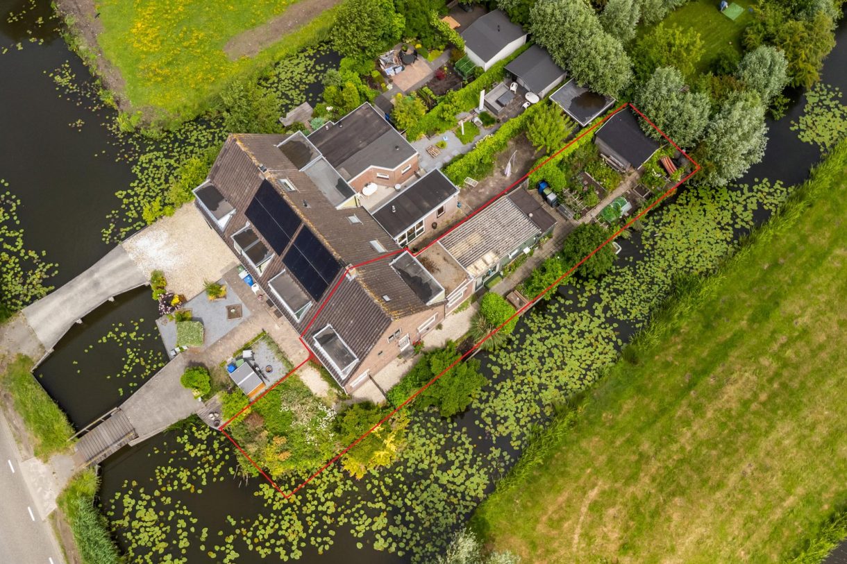 Te koop: Foto Woonhuis aan de Hoofdweg 122 in Zegveld