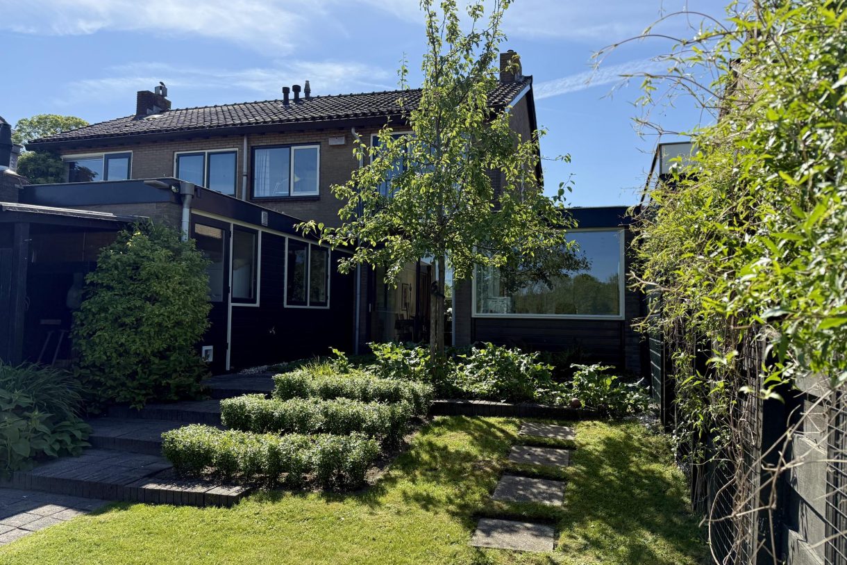 Te koop: Foto Woonhuis aan de Kerklaan 14 in Loenen aan de Vecht