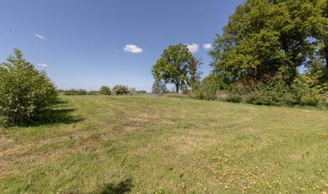 Te koop: Foto Bouwgrond aan de Mensumaweg ong in Tolbert