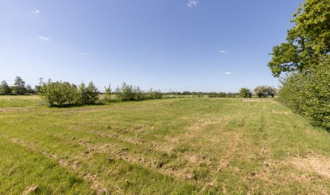 Te koop: Foto Bouwgrond aan de Mensumaweg ong in Tolbert