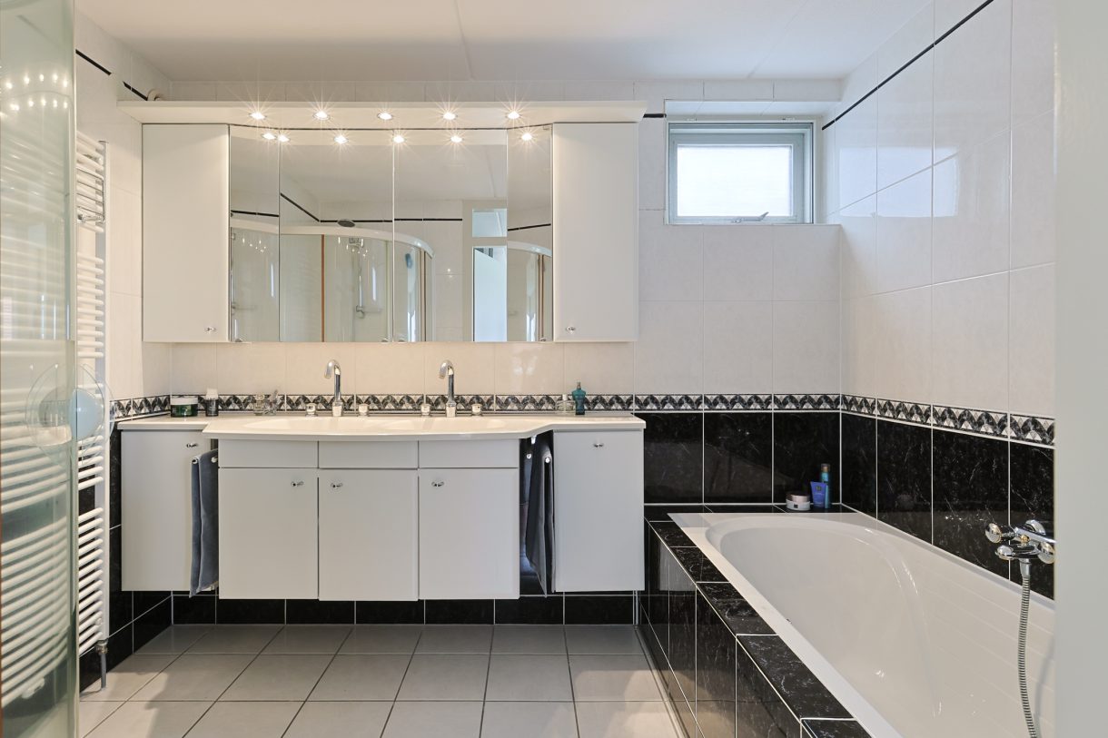 Te koop: Foto Woonhuis aan de Brugwacht 74 in Leiderdorp