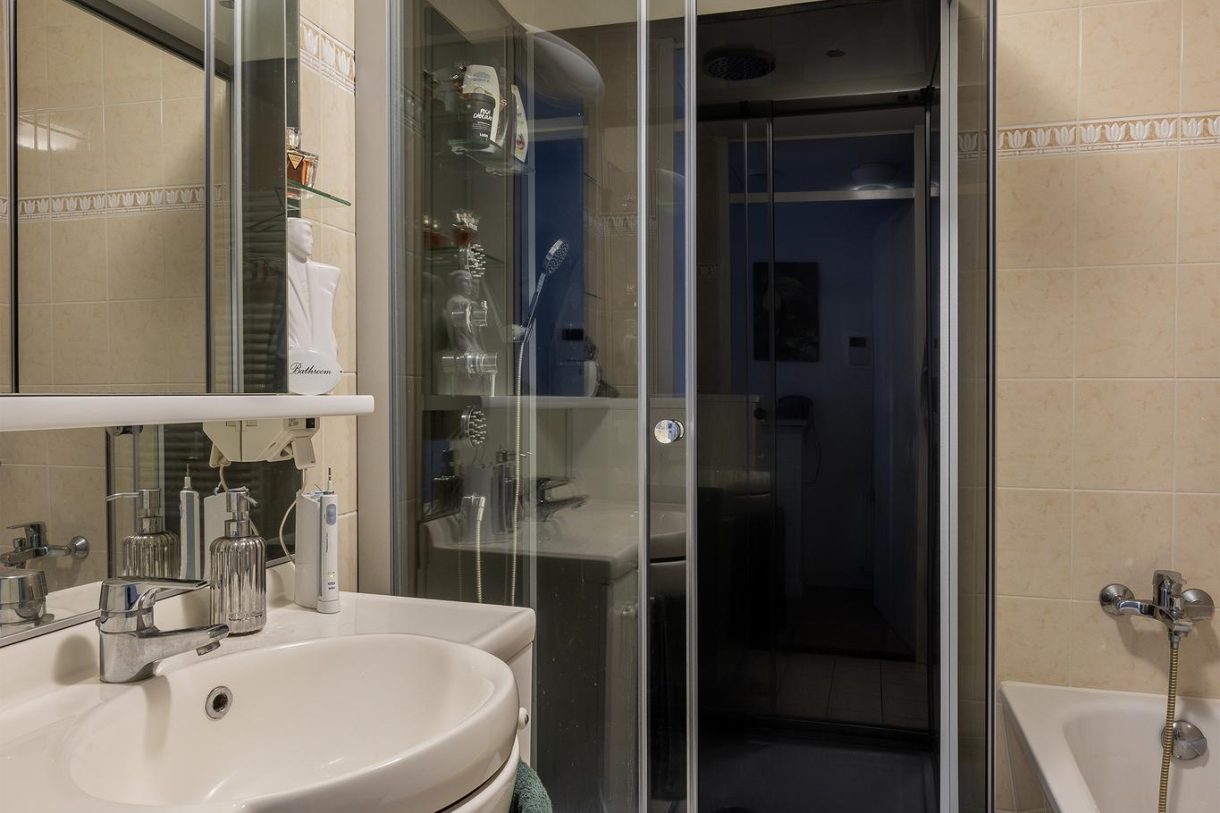 Te koop: Foto Appartement aan de Frank van Borselenstraat 29B in Vlaardingen