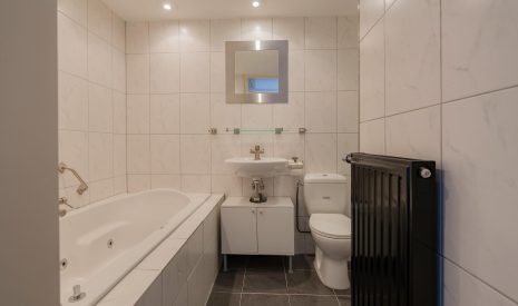 Te koop: Foto Appartement aan de Heereweg 153A in Lisse