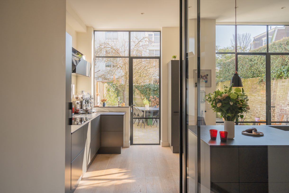 Te koop: Foto Woonhuis aan de Ten Hovestraat 86 in 's-Gravenhage