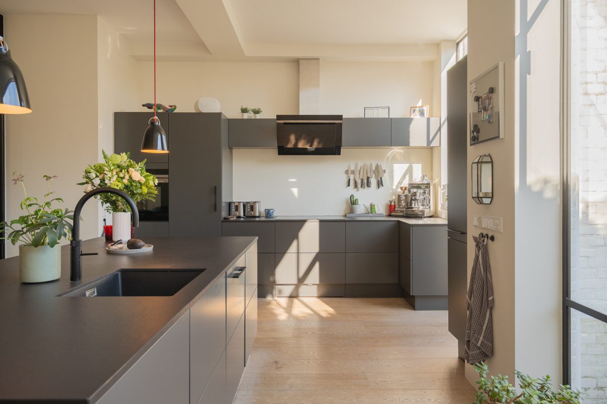 Te koop: Foto Woonhuis aan de Ten Hovestraat 86 in 's-Gravenhage