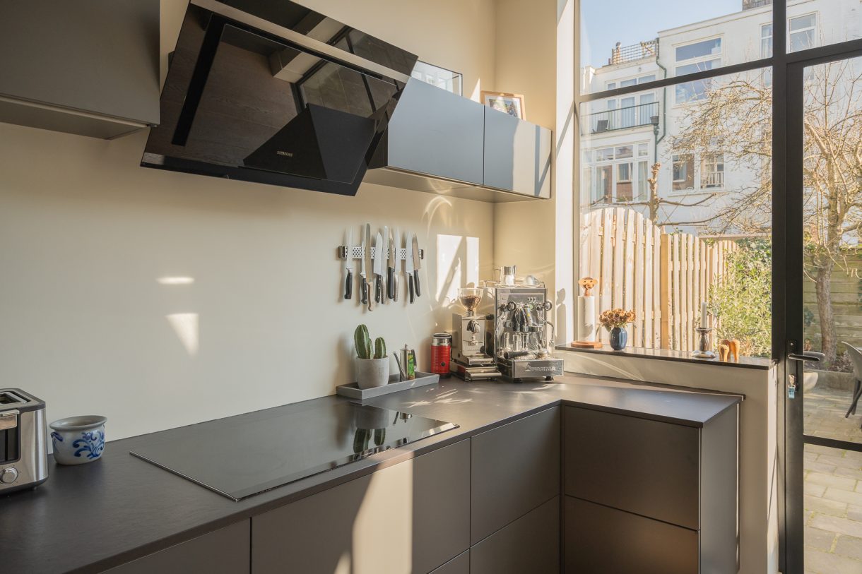 Te koop: Foto Woonhuis aan de Ten Hovestraat 86 in 's-Gravenhage