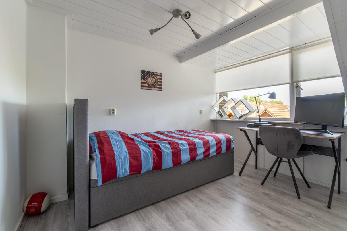 Te koop: Foto Woonhuis aan de Bilderdijkstraat 14 in Veenendaal