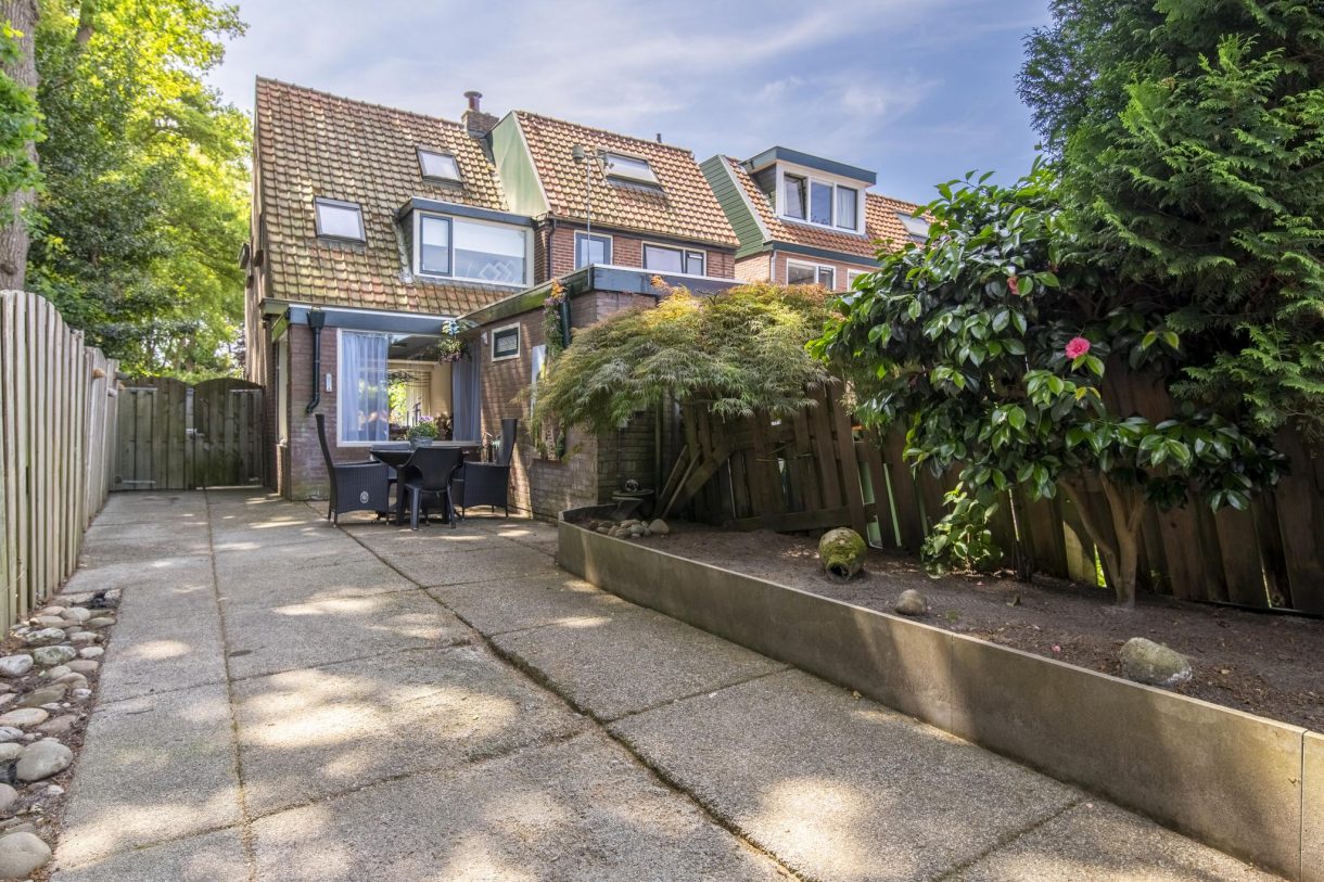 Te koop: Foto Woonhuis aan de Bilderdijkstraat 14 in Veenendaal