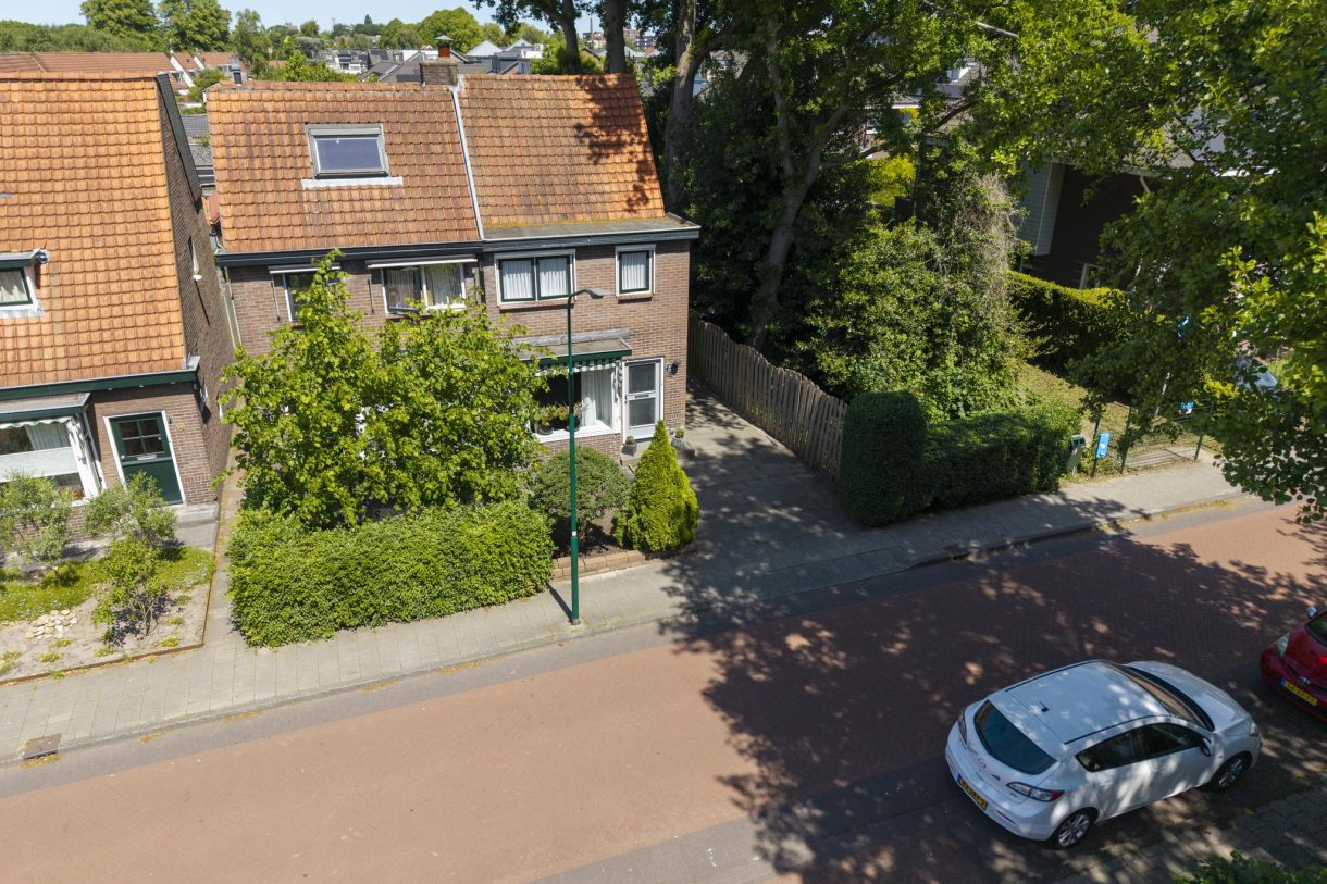 Te koop: Foto Woonhuis aan de Bilderdijkstraat 14 in Veenendaal