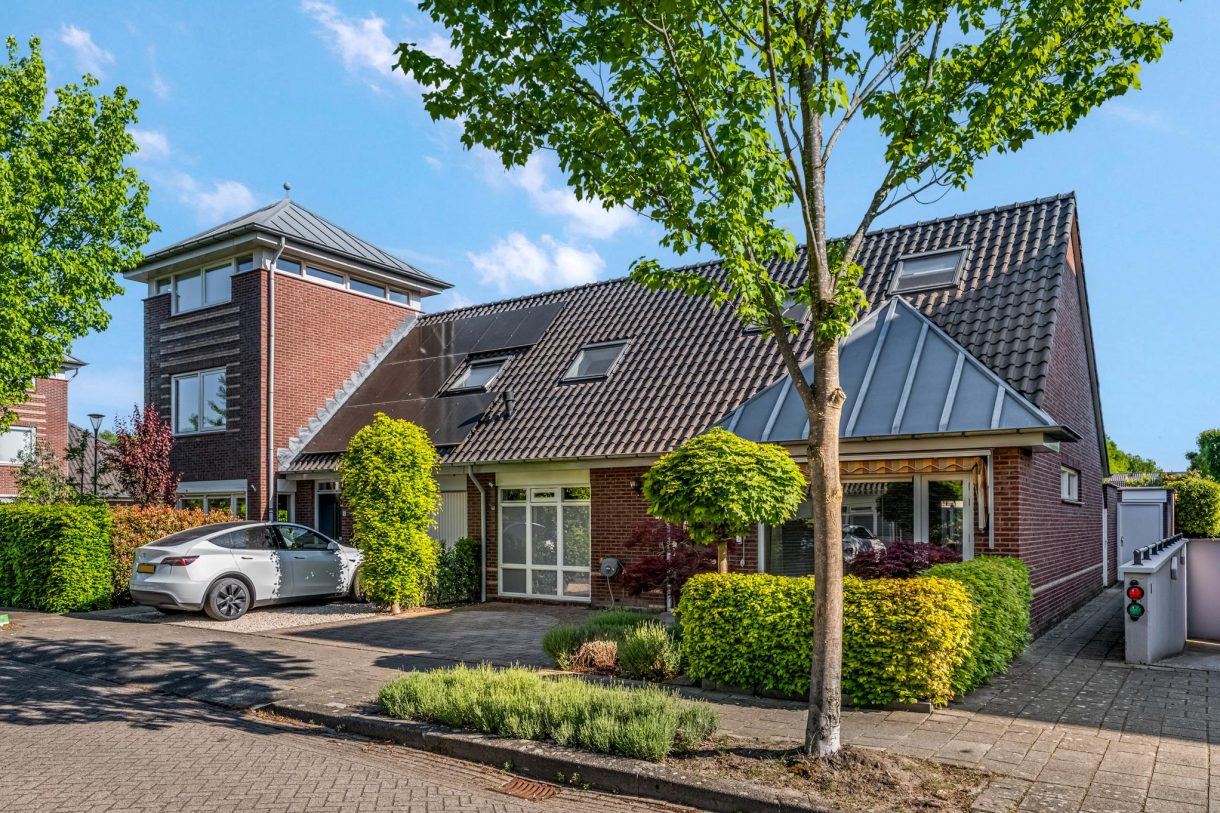 Te koop: Foto Woonhuis aan de De Clercqstraat 15 in Veenendaal