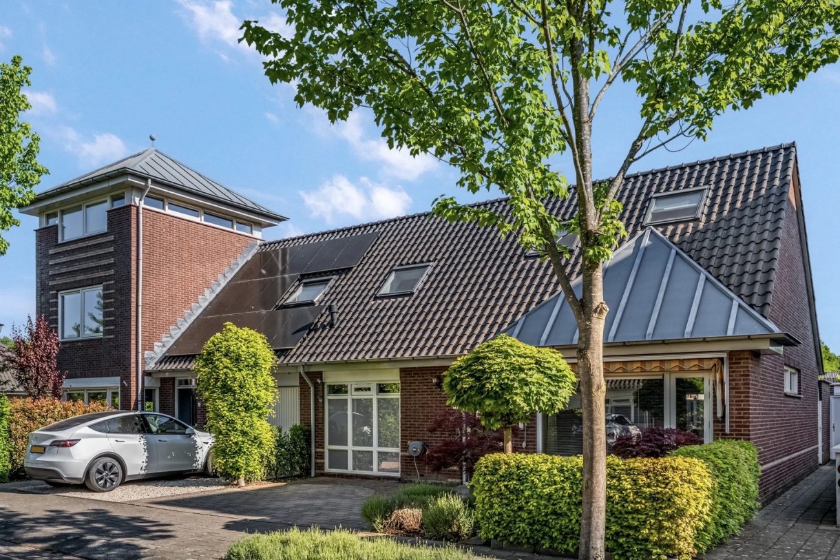 Te koop: Foto Woonhuis aan de De Clercqstraat 15 in Veenendaal