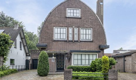 Hoofdfoto van Uden Prior van Milstraat 26