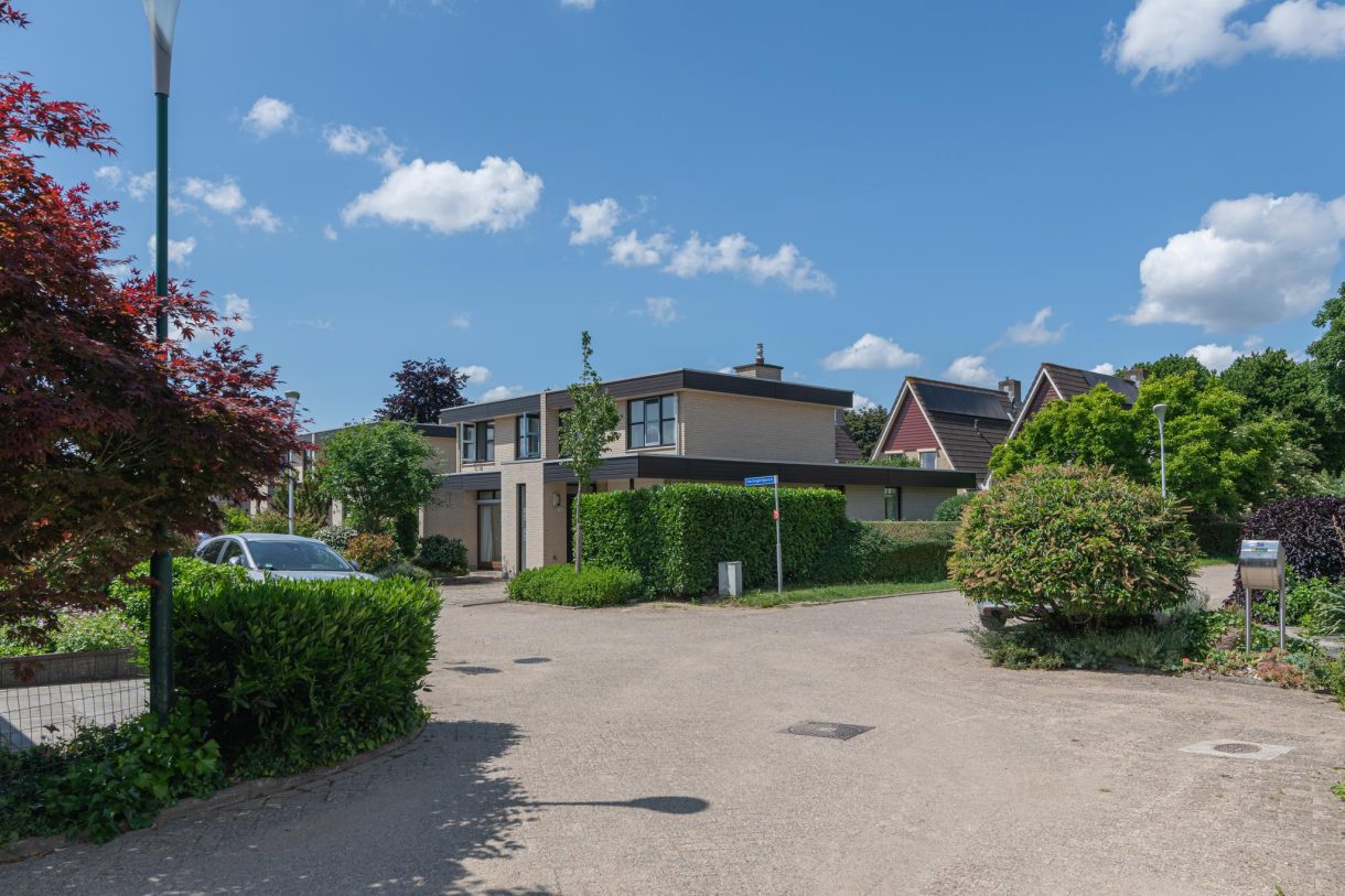 Te koop: Foto Woonhuis aan de Hertogenborch 16 in Houten