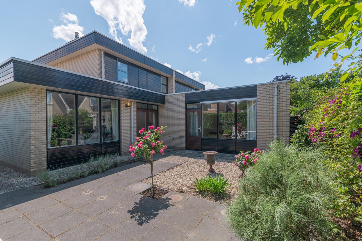 Te koop: Foto Woonhuis aan de Hertogenborch 16 in Houten