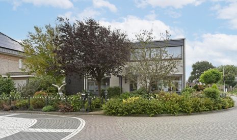 Hoofdfoto van Ter Aar Bloemenstraat 33